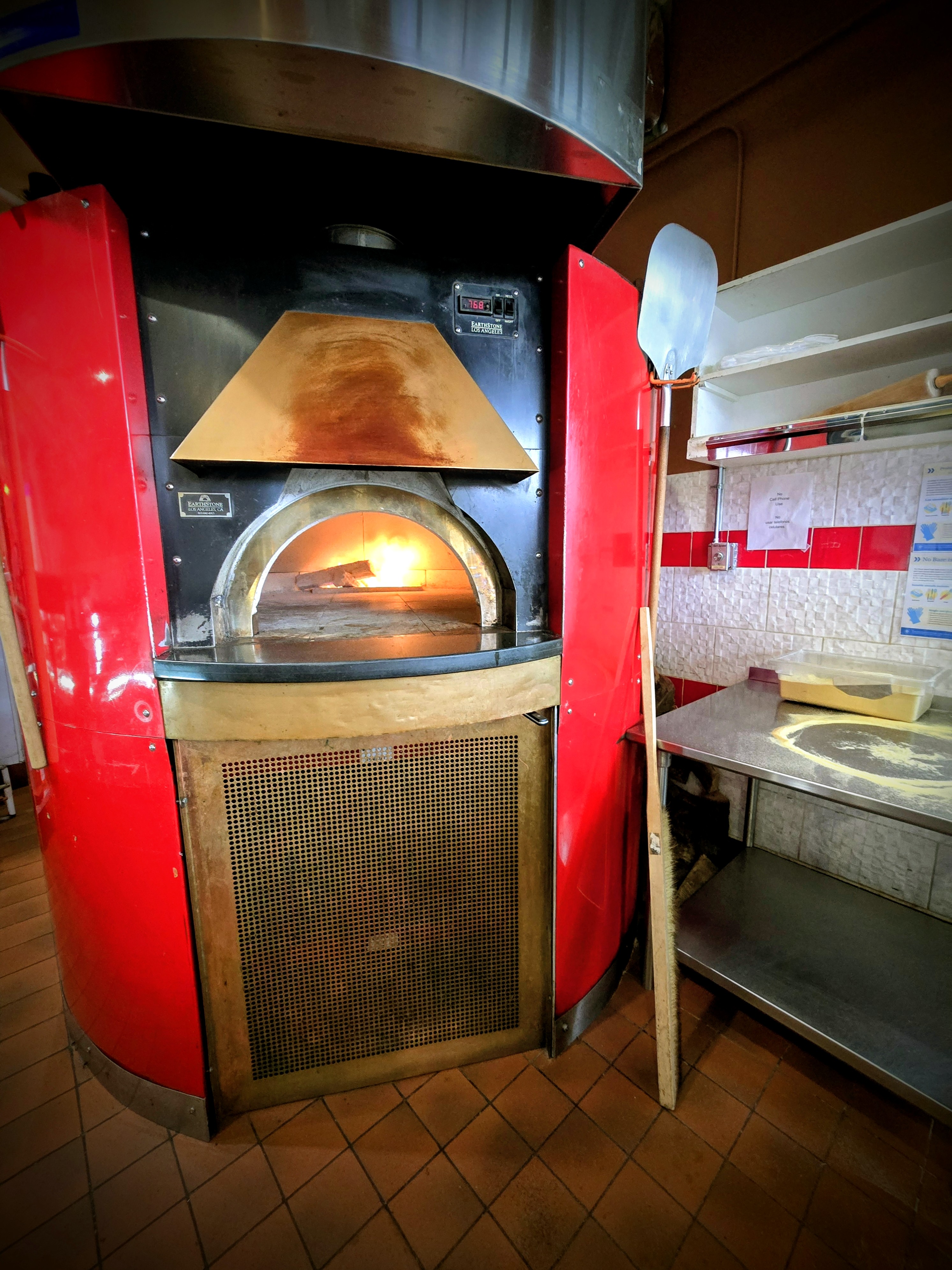 Sando's Pizzeria brick oven